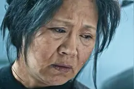 父母在，不远游，游必有方，儿子即将远行，母亲难舍落泪视频封面