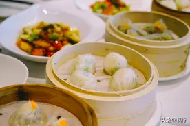 北京这家五星酒店中餐厅，主厨被成龙点赞，但我想吐槽图片