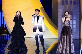 当年汪峰亲手把他淘汰，后来他却满世界开演唱会，网友：好尴尬图片