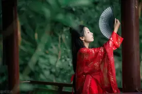 故事：首富公子与将军小姐强强联姻，大婚日新娘却当场和别人私奔图片