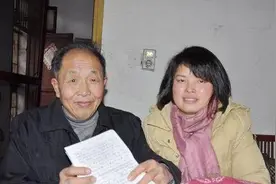 38岁英语教师痴恋65岁环卫大爷：这是怎样的爱？图片