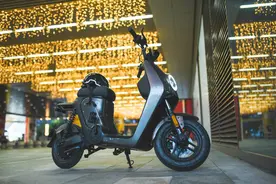 小牛、九号电动车凭啥那么贵？高科技还是“割韭菜”？从对比看懂图片