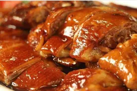 足不出户就能吃到美味清远肥美碌鹅，一起来了解清远碌鹅图片