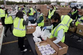 美国1/6人口陷入饥饿，印度4亿人重返贫困，联合国却点赞中国图片