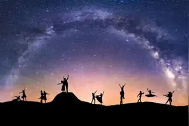 聊聊最近十几年里的“星空神头”图片