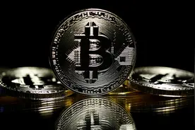 中本聪靠发明比特币赚了多少钱？图片