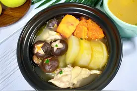 天冷降温，有条件多用这菜炖汤，清淡甜润去秋燥，孩子常吃身体好图片