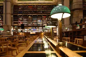 这个大海盗留下了一份藏宝图，宝图上面有十二道谜题，实在难解图片