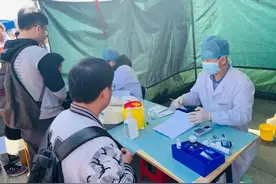 “青春，就是热血燃！”第一站，1252人！400900毫升！——青岛理工大学新校区开展无偿献血活动图片