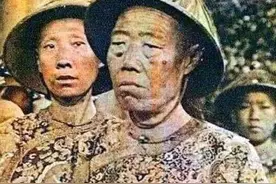 权宦李莲英：8岁入宫，位高权重谨言慎行，慈禧去世百天主动辞官图片