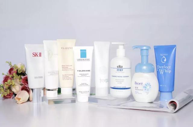 8款爆火的“洗面奶”测评！千万不要跟风“踩雷”