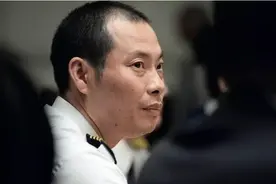 刘传健，四川8633成功着陆后，128人平安回家，他获得了500万奖金图片