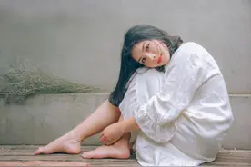 两性交往，女人叫你大叔，多半是这3个意思图片