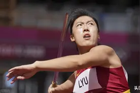 中国两女将进标枪决赛，朱亚明一跳达标，挪威名将破世界纪录夺金图片
