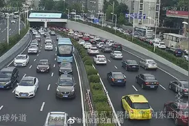 7月1日7:40南京路况，赛虹桥立交和双桥门立交各有3公里缓行距离图片