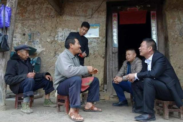 「西畴新闻」林亚达：珠宝界里奔出的养鸡人