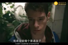 豆瓣历史最高分年度英剧《性爱自修室》，让你正确对待生理知识图片