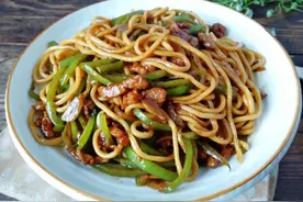 教你营养好吃的肉丝炒面，简单易学又美味解馋，孩子再也不挑食图片