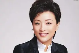 离开糟糠之夫，“央视一姐”杨澜转嫁百亿富豪，幸与不幸都在脸上图片