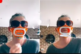 有创意！澳洲妈妈发明可打开的口罩，还当场演示戴着口罩喝酒图片