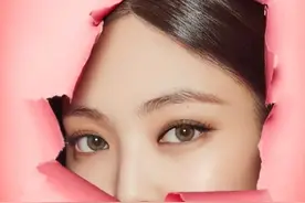 blackpink最新广告眼睛特写图片