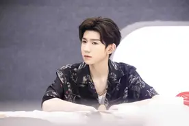 TFBOYS解散辟谣，三子十年之期未到，差距已经拉得很明显了图片