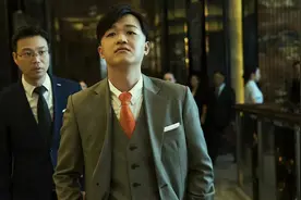 包贝尔被网友骂到锁账号，老婆评论区也沦陷，网友催他给柳岩道歉图片