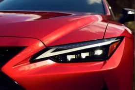 2.0T、3.5L、2.5L混动，新款雷克萨斯IS正式上市图片