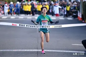 青山学院重夺冠军！强风吹拂，羡慕箱根驿传水平之高图片
