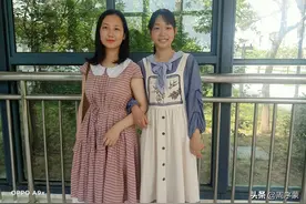 一所中医院考出两名“女状元”，相约16年后两家兄妹再次金榜题名图片