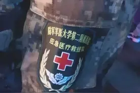部队接管火神山说明了什么？图片