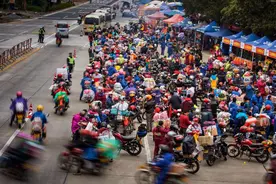 “返乡潮”遭严格管控，多地工厂发公告，三类农民请提前打算图片