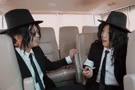 邓超黄渤跳舞没默契，有谁看到鹿晗表情？跑男极挑梦幻联动太给力图片