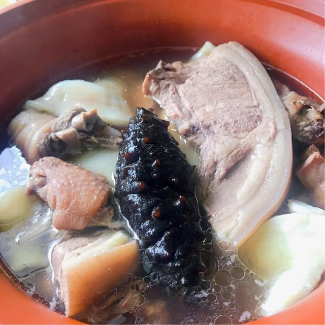 花胶和海参是温性的吗 2025年花胶海参是属于发物吗 花胶和海参是温性的吗 2025年花胶海参是属于发物吗