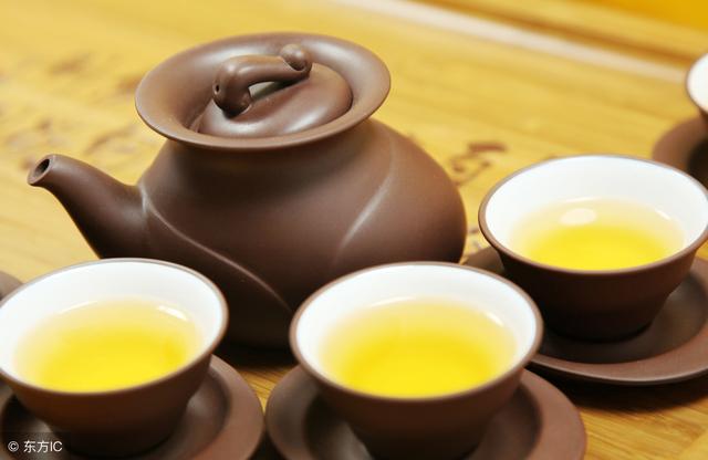 喝了茶吃药有效果吗(用茶吃药有效果吗)
