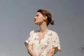 不要轻易原谅那些伤害过你的人图片