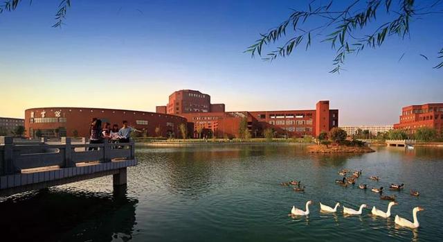 2021江西高校排行榜,江西财经位居第二,南昌大学勇夺榜首