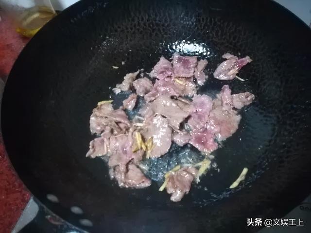 瀹冨惈鏈?0绉嶆皑鍩洪吀锛屽啀璐甸兘瑕佺粰瀛╁瓙澶氬悆锛屽瀛愪釜澶撮珮浜庡悓榫勪汉