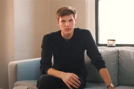 美国小哥公寓只有8个家具！断舍离这么彻底，是跟日本学的么？图片