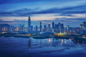 深圳最大的“隐形富豪”：坐拥千亿资产不上市，股份都是他自己拿图片