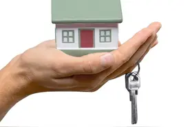 房价飙至200万，上海亲戚强行退我家60万购房款，还转移户口图片