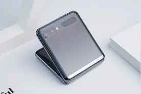 折叠屏买时心痛，用后如何？三星Galaxy Z Flip测评图片