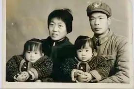 张梅深情缅怀戎马半生的父亲：《父爱伴我终生》图片