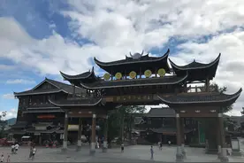 贵州一个古镇，游客爆棚，却被吐槽商业化太严重，现状到底如何？图片