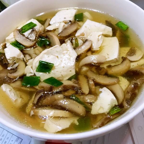 三伏天多喝汤，别错过4种蔬菜汤，清热去火又消暑，对身体好