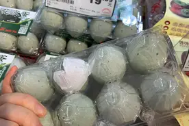 超市8个皮蛋20元，网上20个才25元，悬殊这么多，难道有猫腻吗？图片