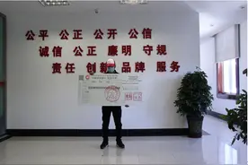 拉萨彩民十年坚守终获双色球头奖705.78万元图片