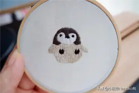 天生的网红小萌宠，每个动作都是表情包，超可爱的企鹅小刺绣教程图片