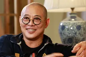 李连杰和“干妈”赵群学的那些事图片