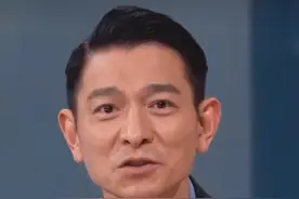 汤镇业回应刘德华夸他帅！调侃现在已成最丑，身材发福光头超亮眼图片